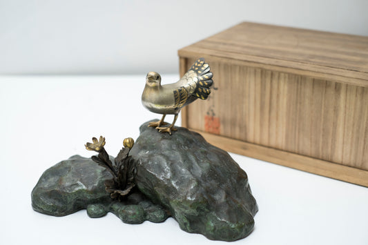 Japanese Bronze Dove Sculpture Signed Toshisaku Bird Statue Peace Symbol Zen Wabi Sabi Decor with Original Kiri Box