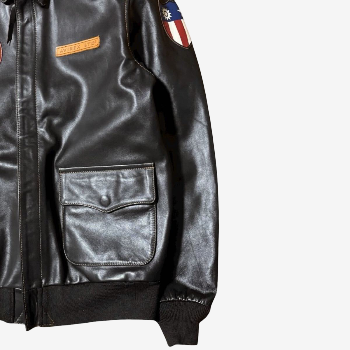 AVIREX A-2 Leather Flight Jacket Flying Tigers American Volunteer Group Back Paint Brown Size 40 Military Style