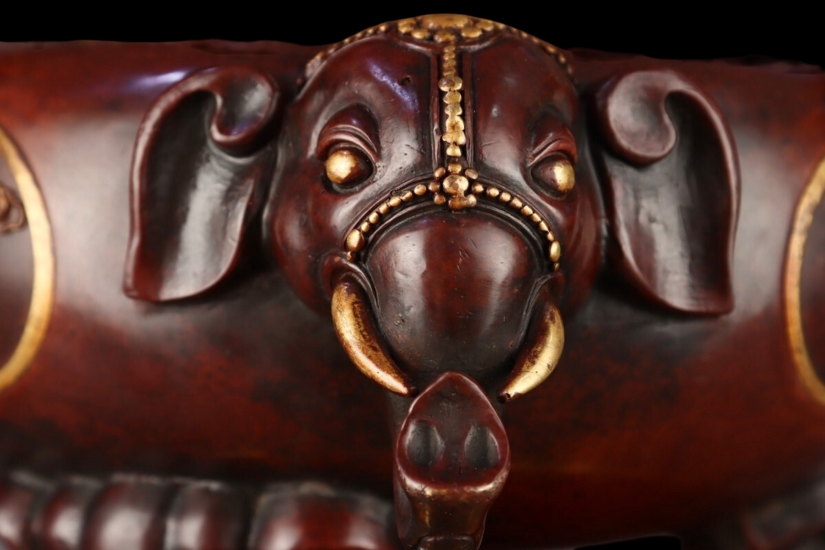 Antique-Style Chinese Gilt-Relief Bronze Tripod Incense Burner with Elephant Handles & Tiger Medallion Lidded Censer 33cm