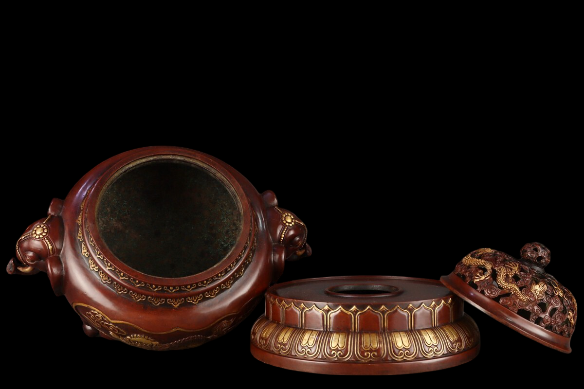 Antique-Style Chinese Gilt-Relief Bronze Tripod Incense Burner with Elephant Handles & Tiger Medallion Lidded Censer 33cm