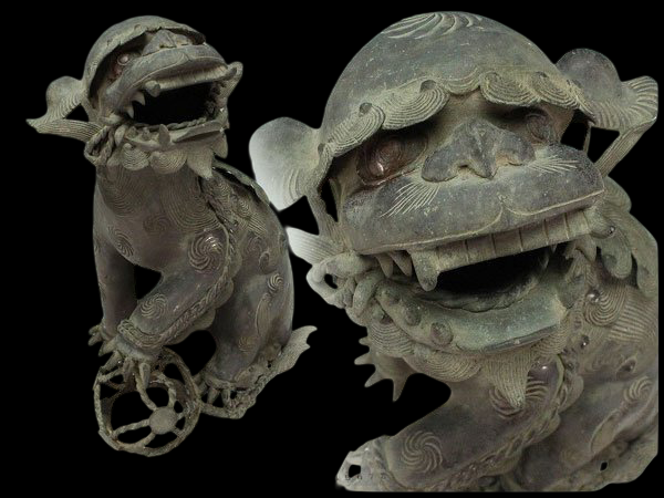 Antique Bronze Shishi Incense Burner with Openwork Jewel Ball | Guardian Lion Censer | Meiji–Taisho Japan (Attributed) | 33 cm Tall | 6.6 kg