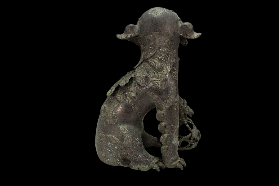 Antique Bronze Shishi Incense Burner with Openwork Jewel Ball | Guardian Lion Censer | Meiji–Taisho Japan (Attributed) | 33 cm Tall | 6.6 kg