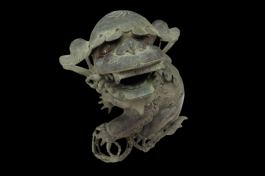 Antique Bronze Shishi Incense Burner with Openwork Jewel Ball | Guardian Lion Censer | Meiji–Taisho Japan (Attributed) | 33 cm Tall | 6.6 kg
