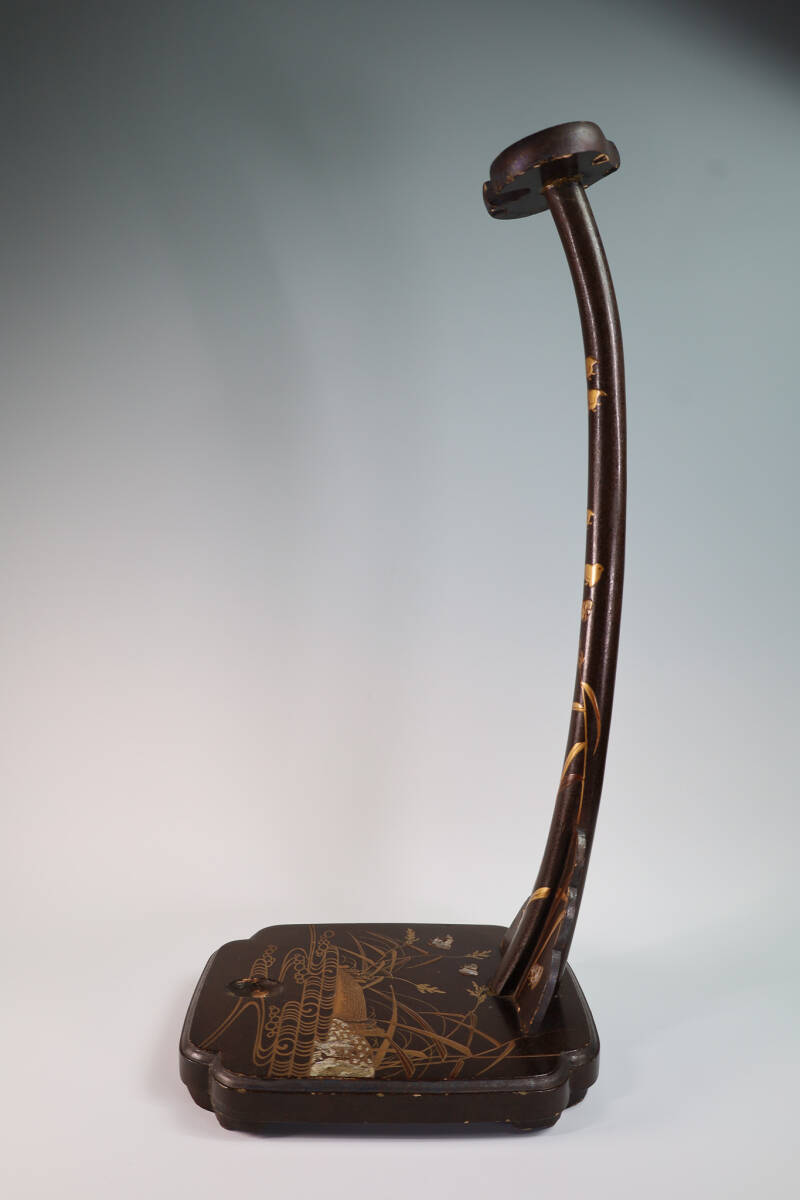 Antique Japanese Lacquer Tachi Sword Stand | Maki-e Floral Motifs | Pear-Skin Ground | Edo–Meiji Decorative Arms Display