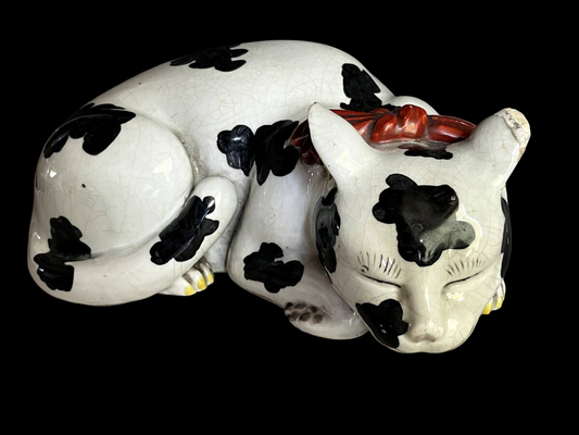 Antique Japanese Sleeping Cat Okimono — Black & White “Cow Cat” Ceramic Figure — Hand-Painted Lucky Cat Ornament, Edo-Meiji Taste