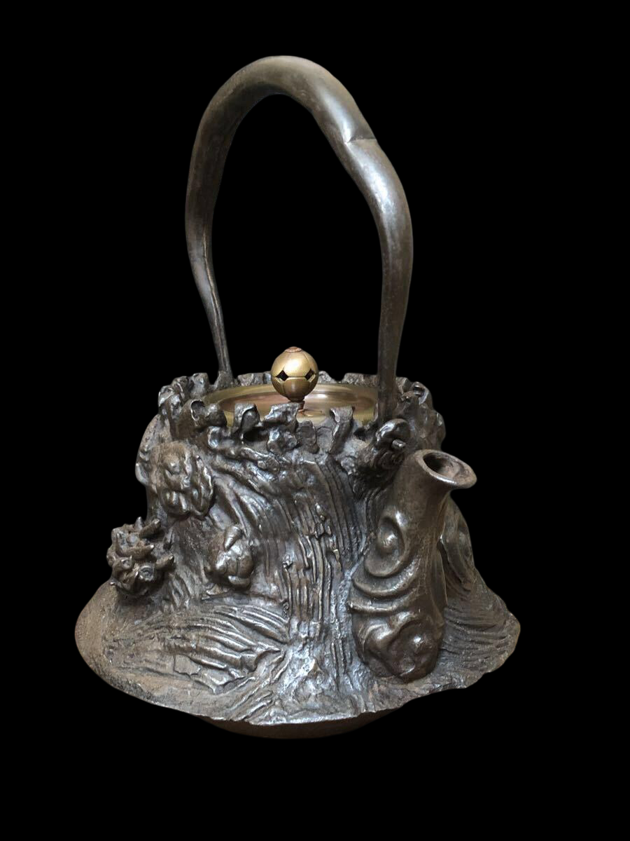 Antique Japanese Tetsubin Iron Kettle — Dragon Relief Lid & Body — Tea Ceremony Cast Iron Kettle