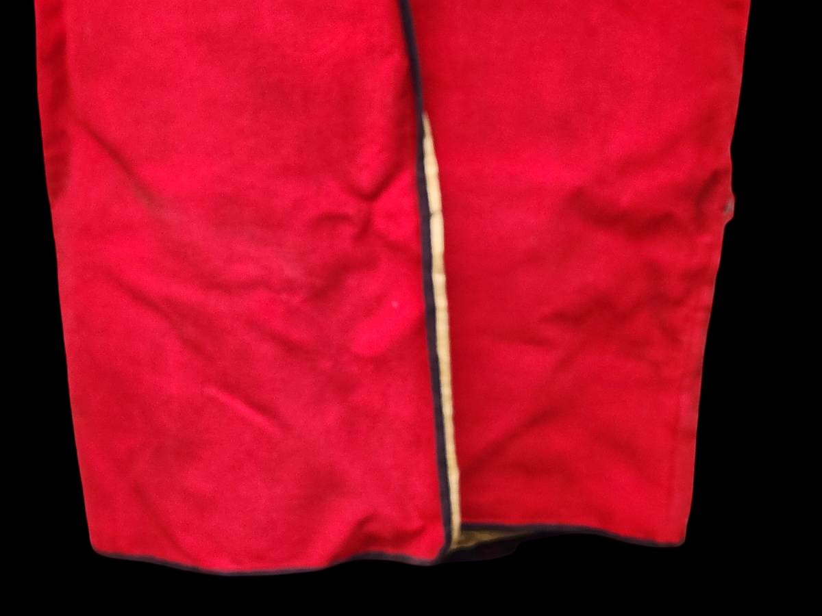 Edo Period Antique Samurai Jinbaori Battle Surcoat | Crimson Wool-Style Outer with Gold Brocade Lining | Command Coat Over Armor | Museum Display Textile