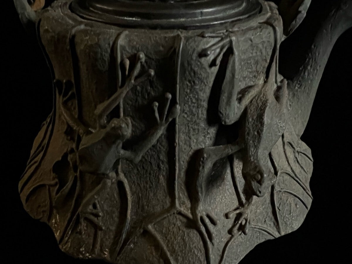 Architectural Relief "Frog" Motif Cast Iron Tetsubin — Copper Lid Tea Kettle — Large-Scale Japanese Iron Teaware Vessel