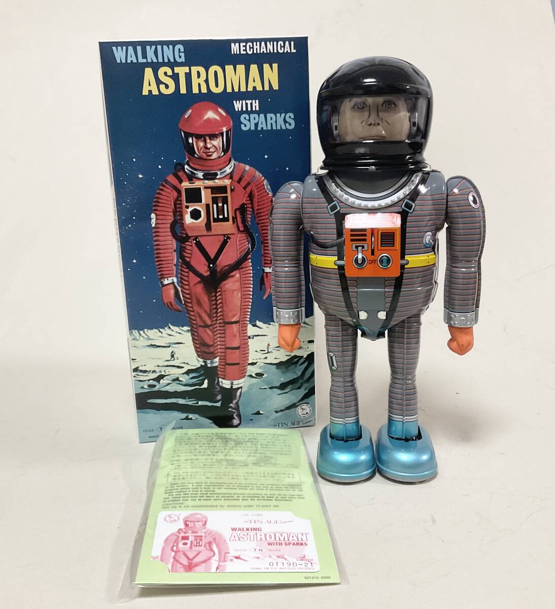 Astroman Grey Walking Mechanical Tin Robot with Sparks Boxed with Papers Space Age Vintage-Style Collectible (Copy)