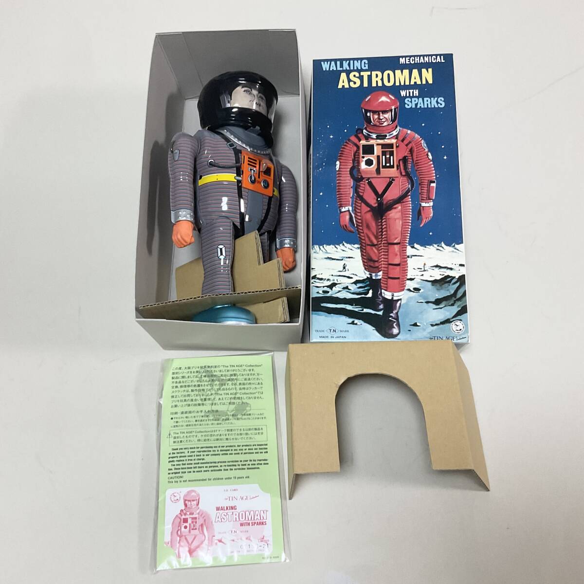 Astroman Grey Walking Mechanical Tin Robot with Sparks Boxed with Papers Space Age Vintage-Style Collectible (Copy)