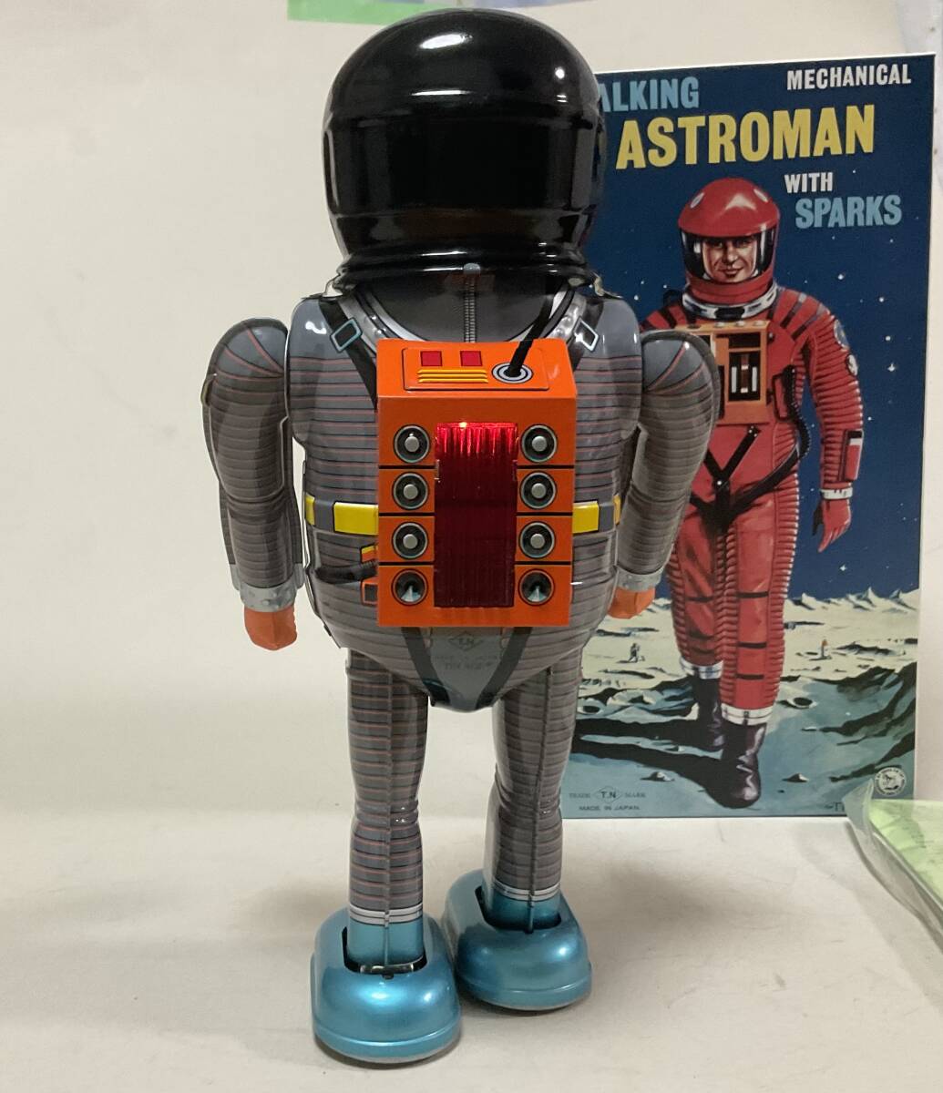 Astroman Grey Walking Mechanical Tin Robot with Sparks Boxed with Papers Space Age Vintage-Style Collectible (Copy)