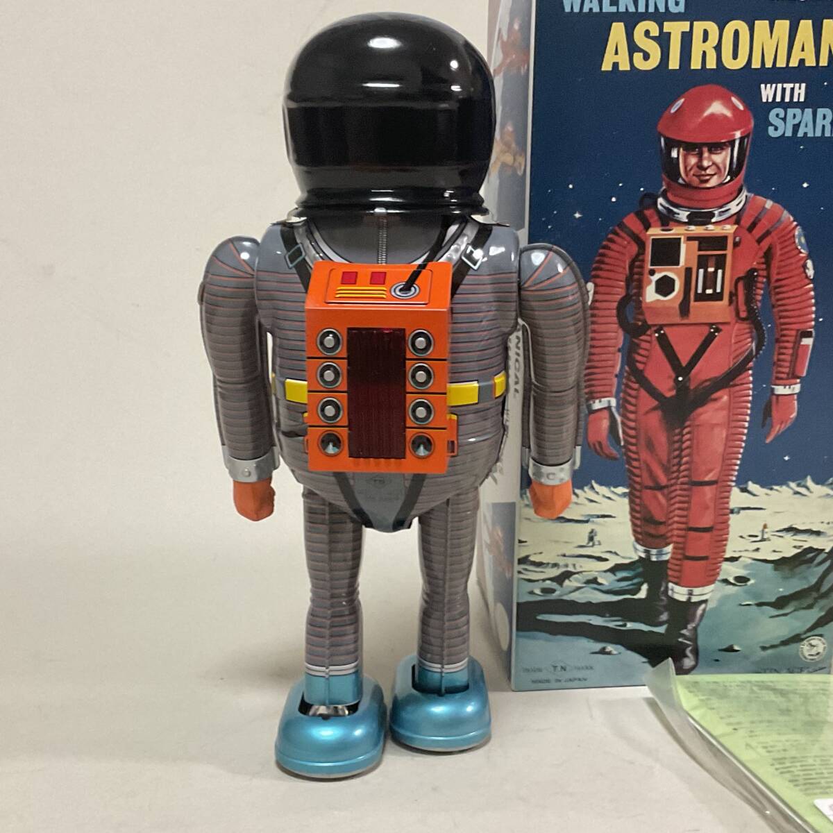 Astroman Grey Walking Mechanical Tin Robot with Sparks Boxed with Papers Space Age Vintage-Style Collectible (Copy)