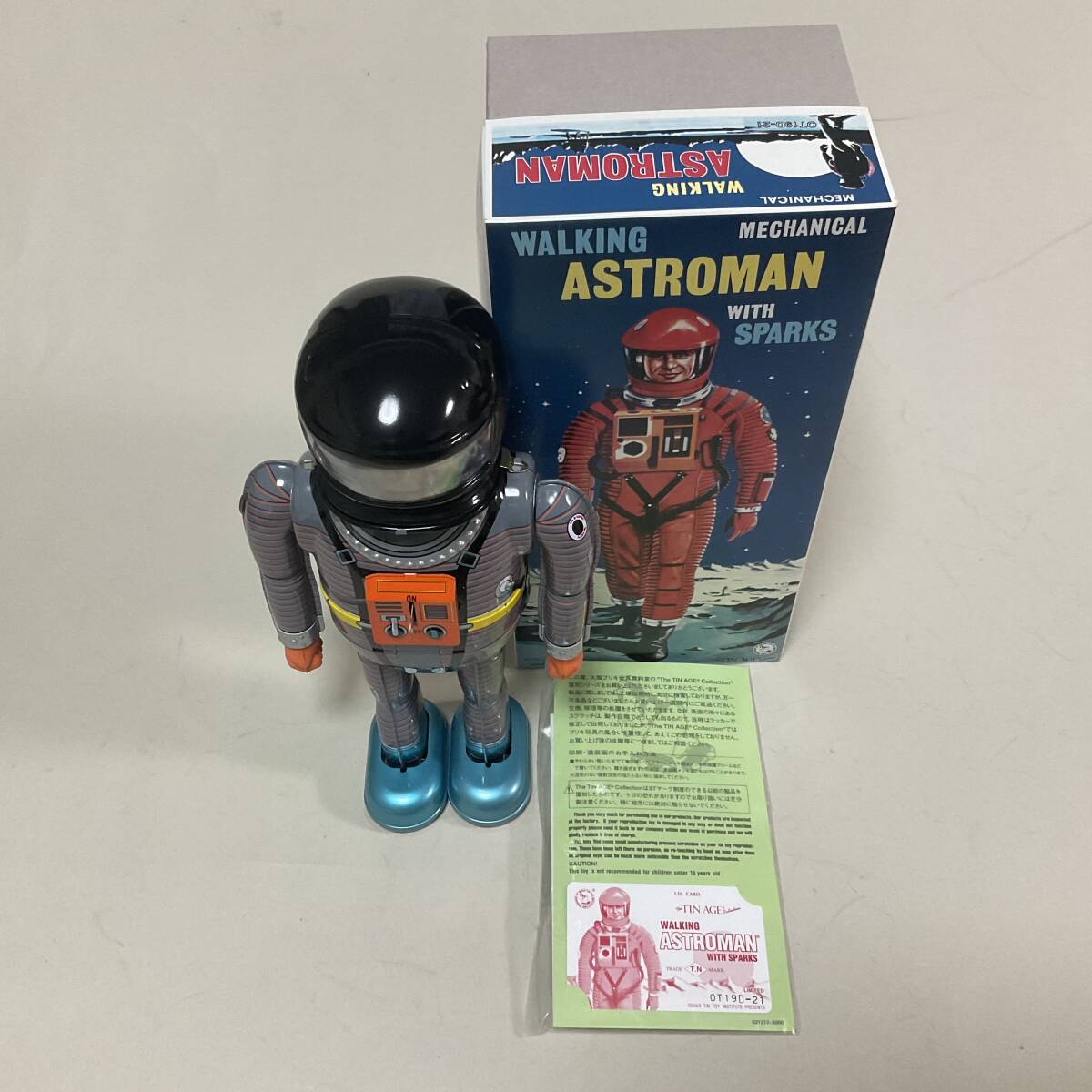 Astroman Grey Walking Mechanical Tin Robot with Sparks Boxed with Papers Space Age Vintage-Style Collectible (Copy)
