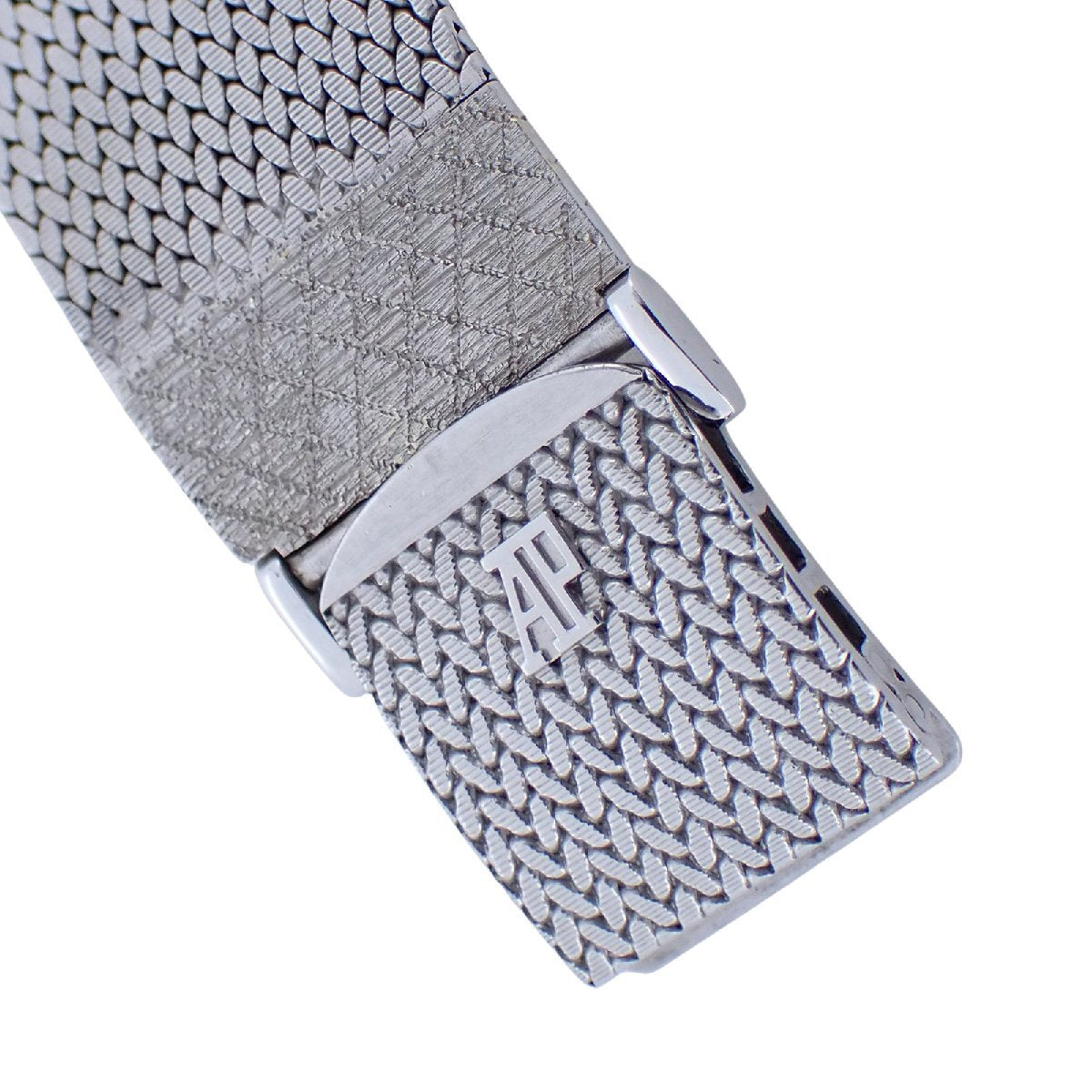 Audemars Piguet Cobra 12-Diamond Black Dial · 18K White Gold · Cal. 2090 Manual Wind · Integrated Bracelet Vintage Watch