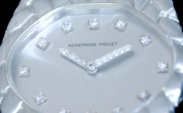 Audemars Piguet Cobra 18K White Gold Diamond Dial & Diamond Hands Manual-Wind Bracelet Watch 25mm