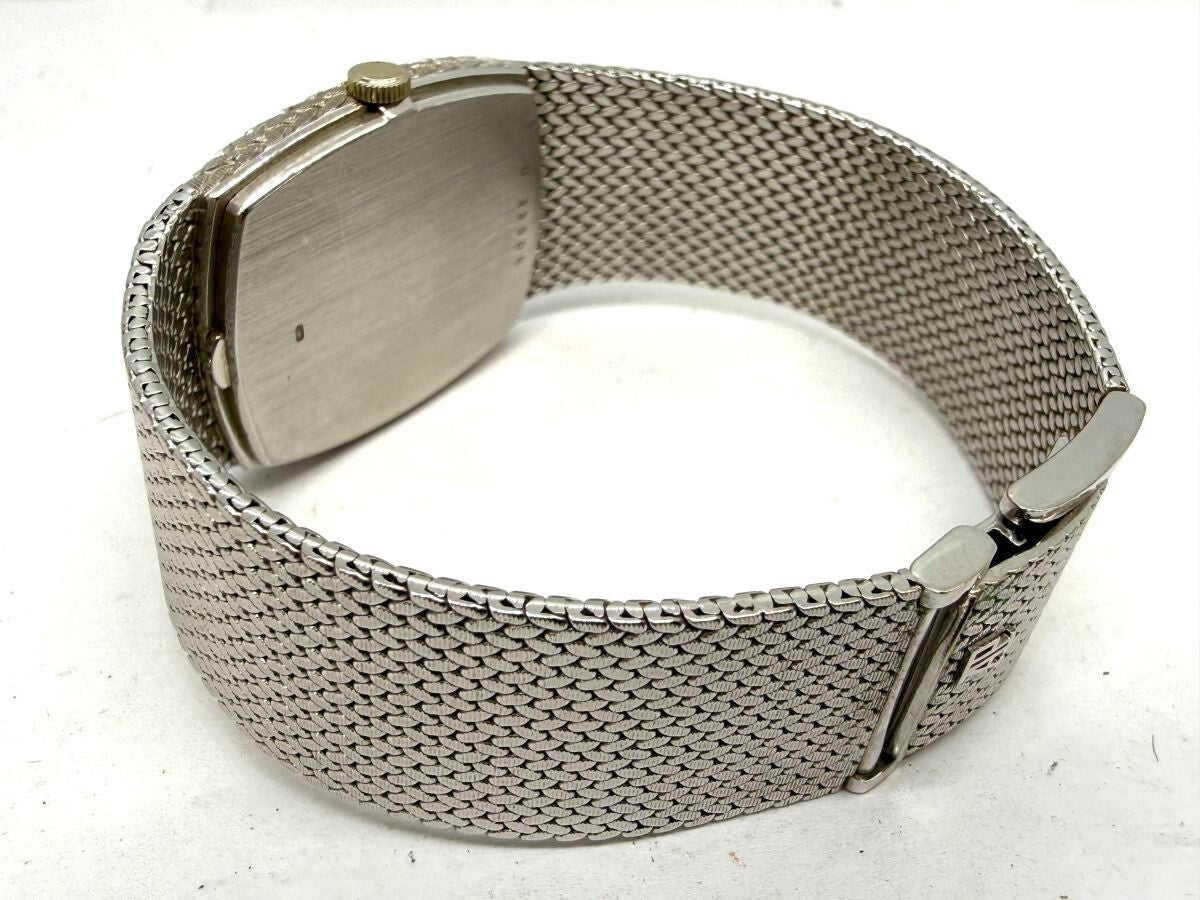 Audemars Piguet Cobra 18K White Gold · Black 12-Diamond Dial · Cal. 2090 · 82.9g Manual-Wind Integrated Bracelet Watch