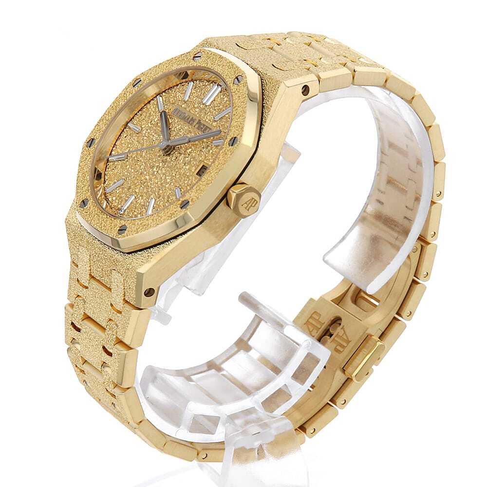 Audemars Piguet Royal Oak Frosted Gold Ref. 77450BA.GG.1361BA.01 · 18K Yellow Gold · Crystal Sand Dial · 34mm Automatic · 168g Full Set