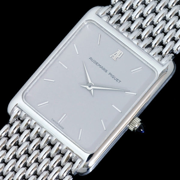Audemars Piguet Vintage Rectangular 18K White Gold Integrated Bracelet Manual-Wind Watch 25mm