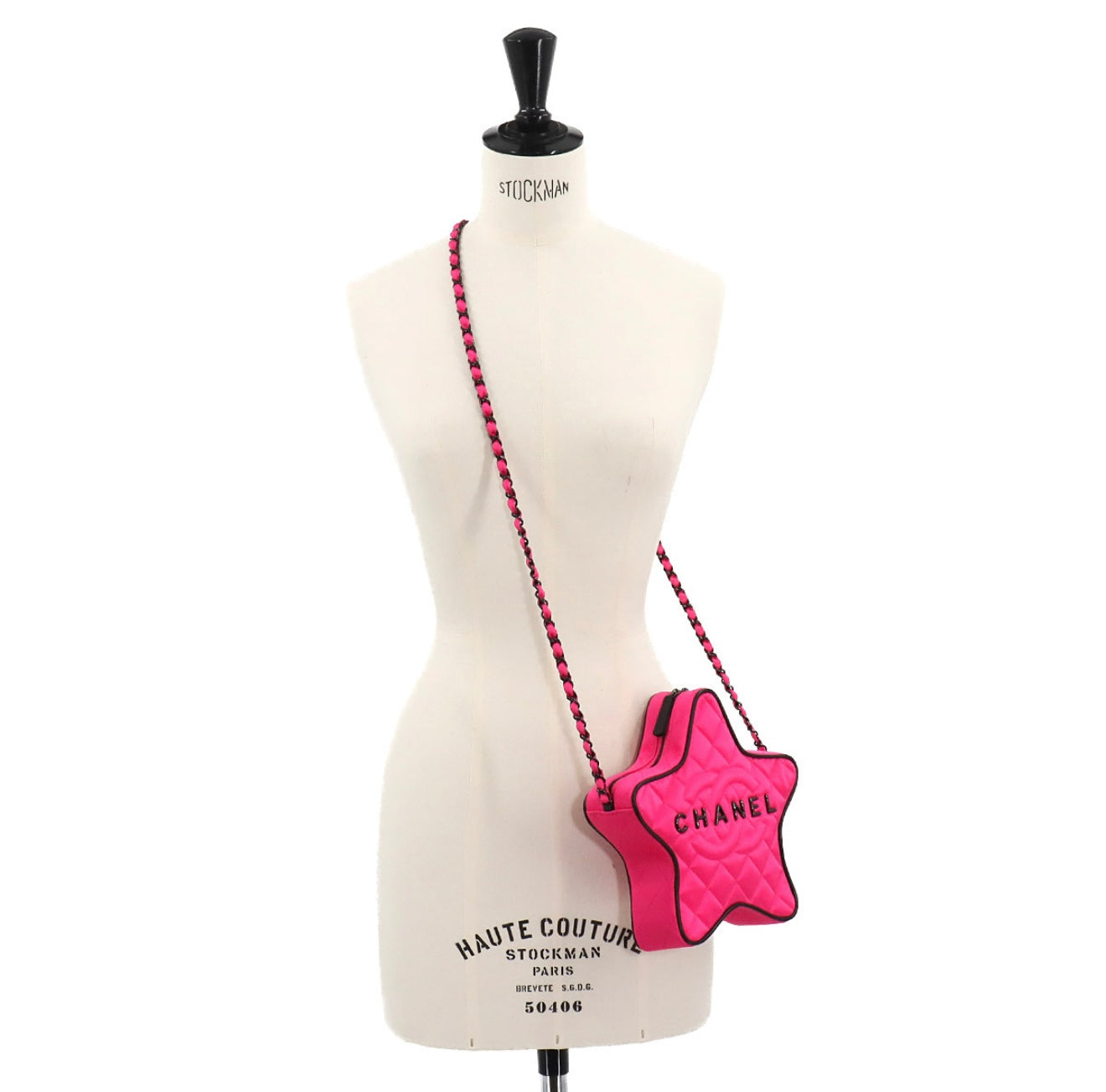 CHANEL Matelassé Star Chain Shoulder Bag – Satin Fuchsia × Black | AS4579 Rare Collector’s Piece