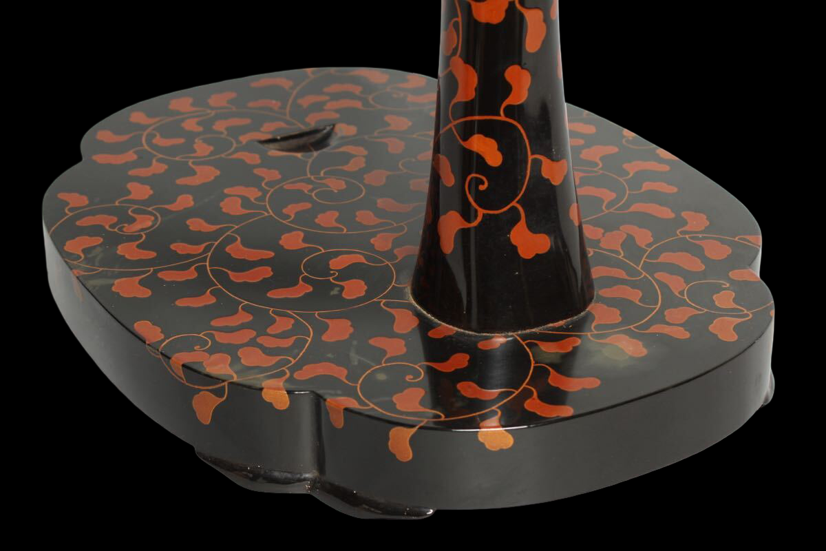 Antique Japanese Lacquer Tachi Sword Stand | Eggshell Crackle Top | Karakusa Vine Pattern | Decorative Arms Display