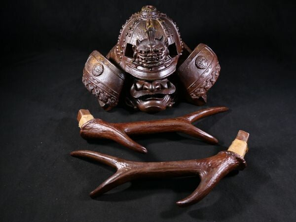 Bizen Ware Kabuto Helmet Okimono (Approx. 47 cm) | Samurai Helmet Sculpture | Japanese Ceramic Display Art Object