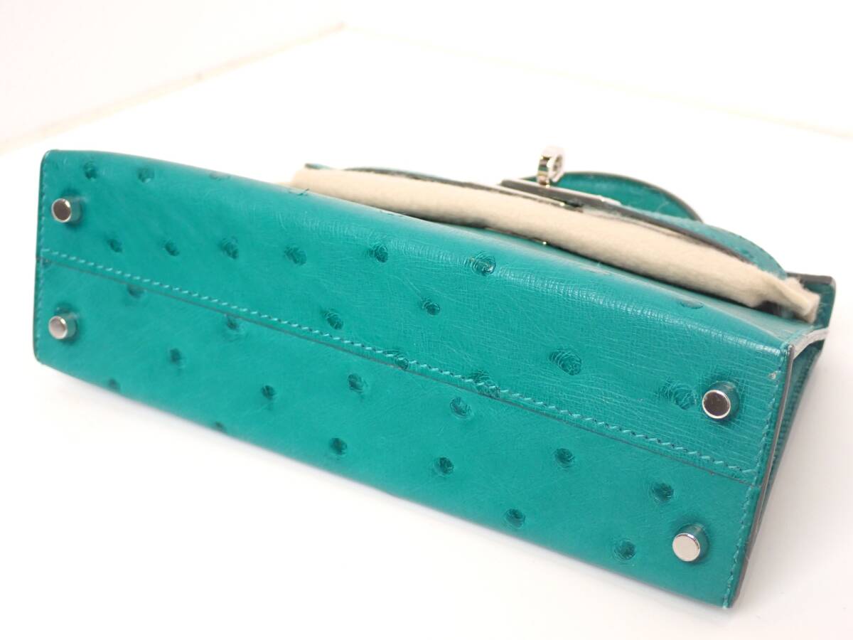 Hermès Mini Kelly II Ostrich Vert Veronese 20cm – Palladium Hardware – 2023 Unused N Condition – Rare Exotic Collector Piece