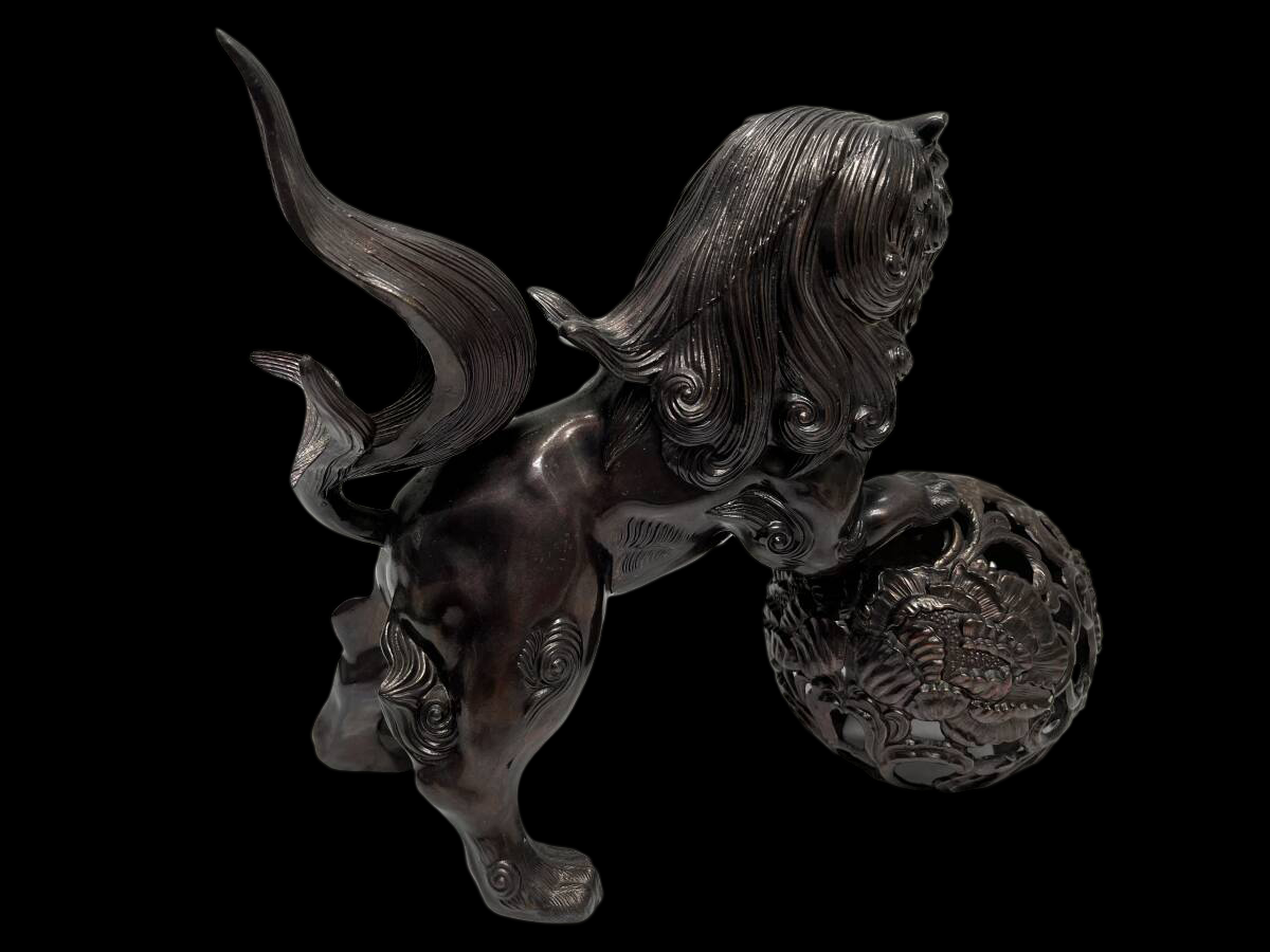 Bronze Guardian Lion Karajishi (Komainu / Shishi) with Jewel Ball Decorative Metal Sculpture 31cm Japanese Interior Ornament