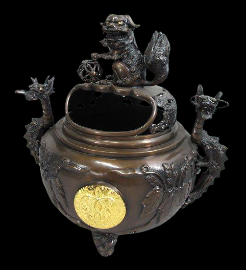 Monumental Bronze Shishi / Dragon Ryu Kōro Incense Burner — Temple / Shrine Courtyard Grade (10‑go Scale)