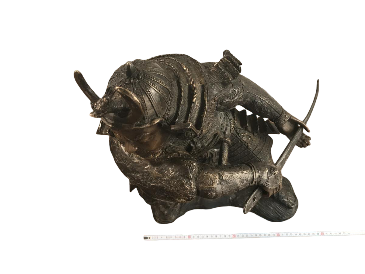 Uesugi Kenshin Samurai Warrior Bronze Sculpture | Dynamic Sengoku Warlord Figure | Heavy Metal Statue, 52 cm (15.6 kg)