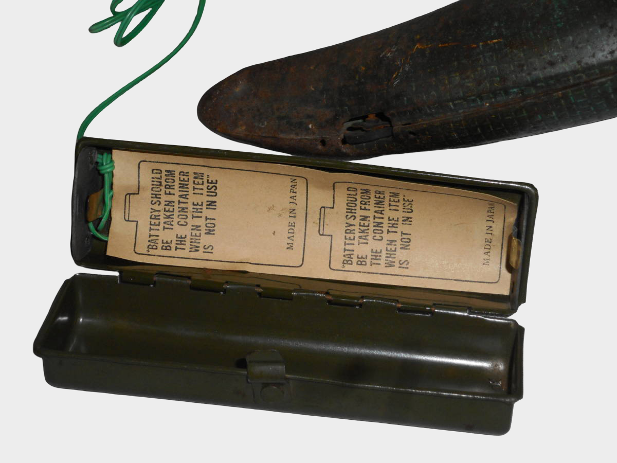 Bullmark Baragon Electric Walking Tin Kaiju | Showa-Era Ultraman Monster with Controller