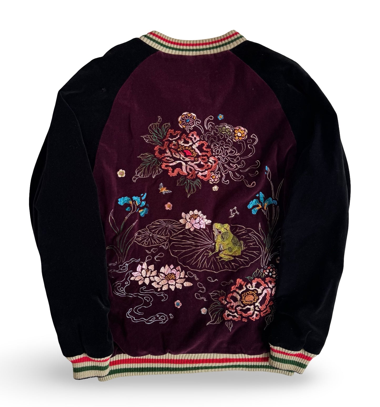 Chikiriya Reversible Velvet Ukiyo-e Sukajan — Wagara Frog & Lotus × Ukiyo-e Whale Wave Art | Kyoto Traditional Embroidery Jacket
