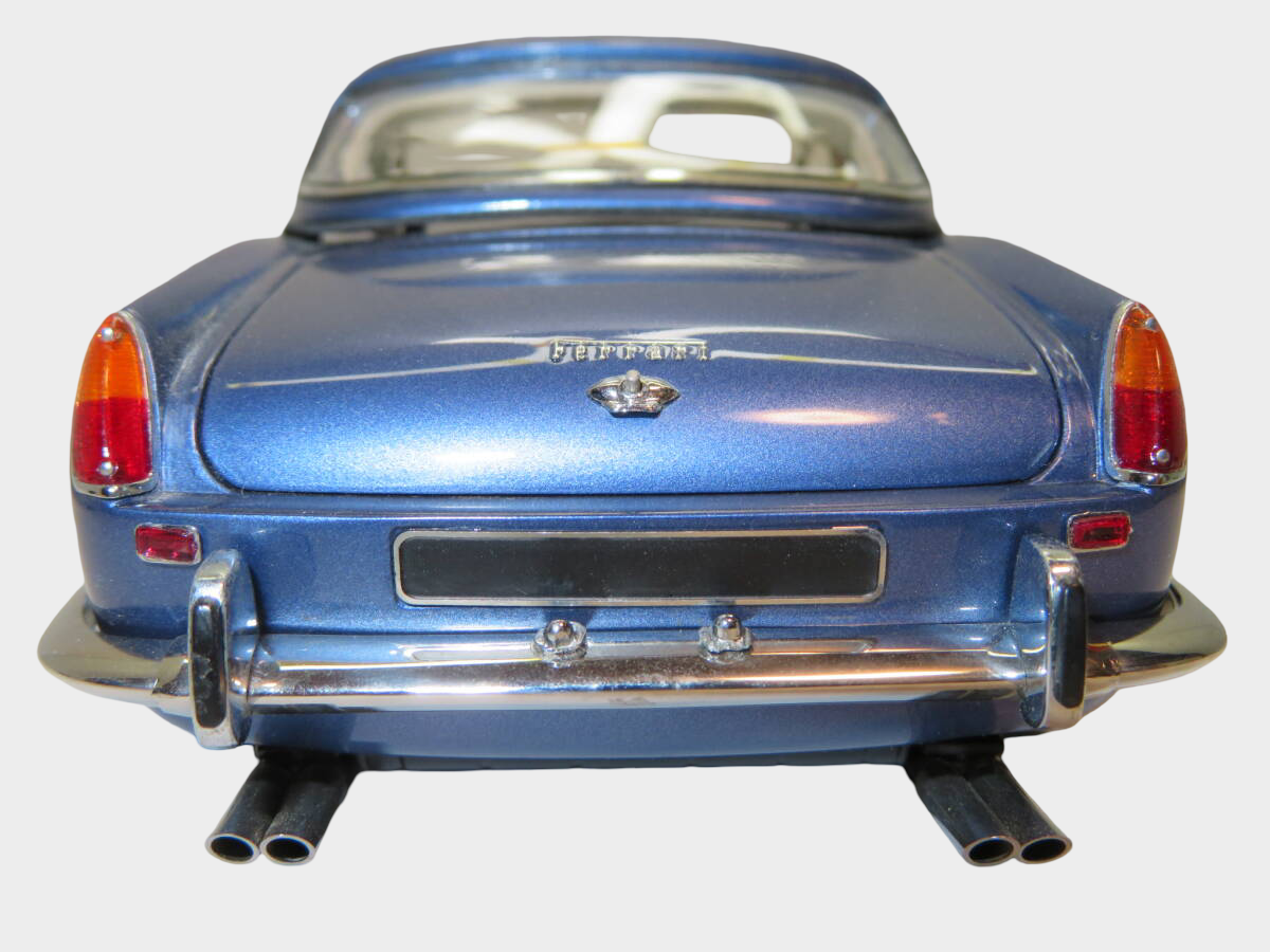 CMC 1:18 Ferrari 250 GT California Spider SWB 1960 M-092 M.Blue Premium Collector Diecast Model Boxed