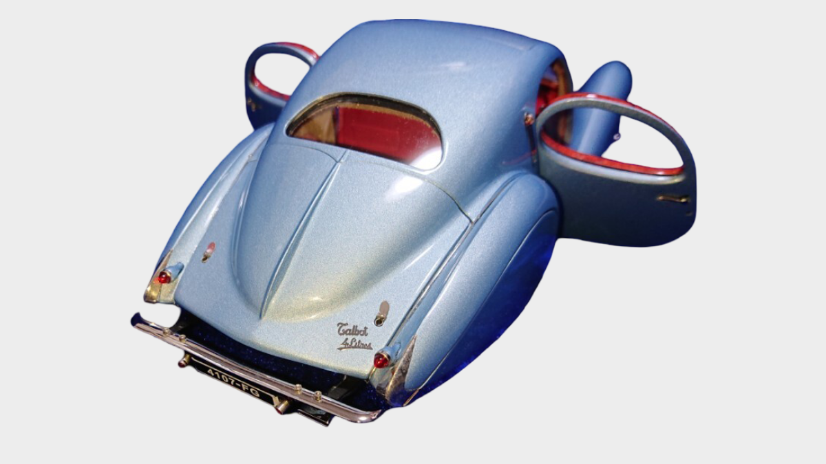CMC 1/18 Talbot Lago T150 C-SS Teardrop Coupe M-145 Figoni & Falaschi Light Blue Metallic Diecast Model