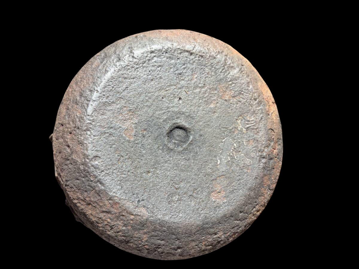 Cast Iron Tetsubin Kettle with High-Relief Cloud Dragon Motif