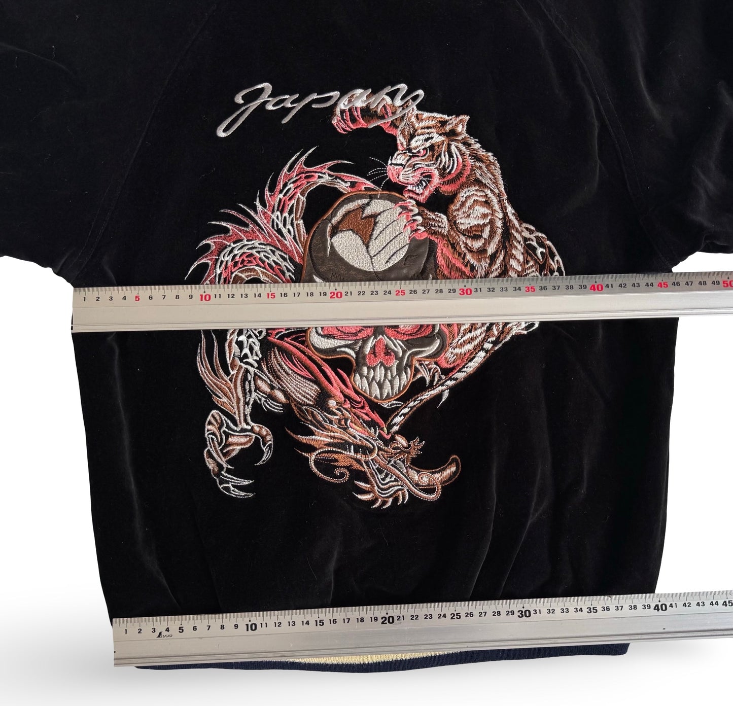 Vintage Velvet Sukajan Jacket — Tiger × Skull Embroidery, Japan Yokosuka Style Velour Souvenir Jacket