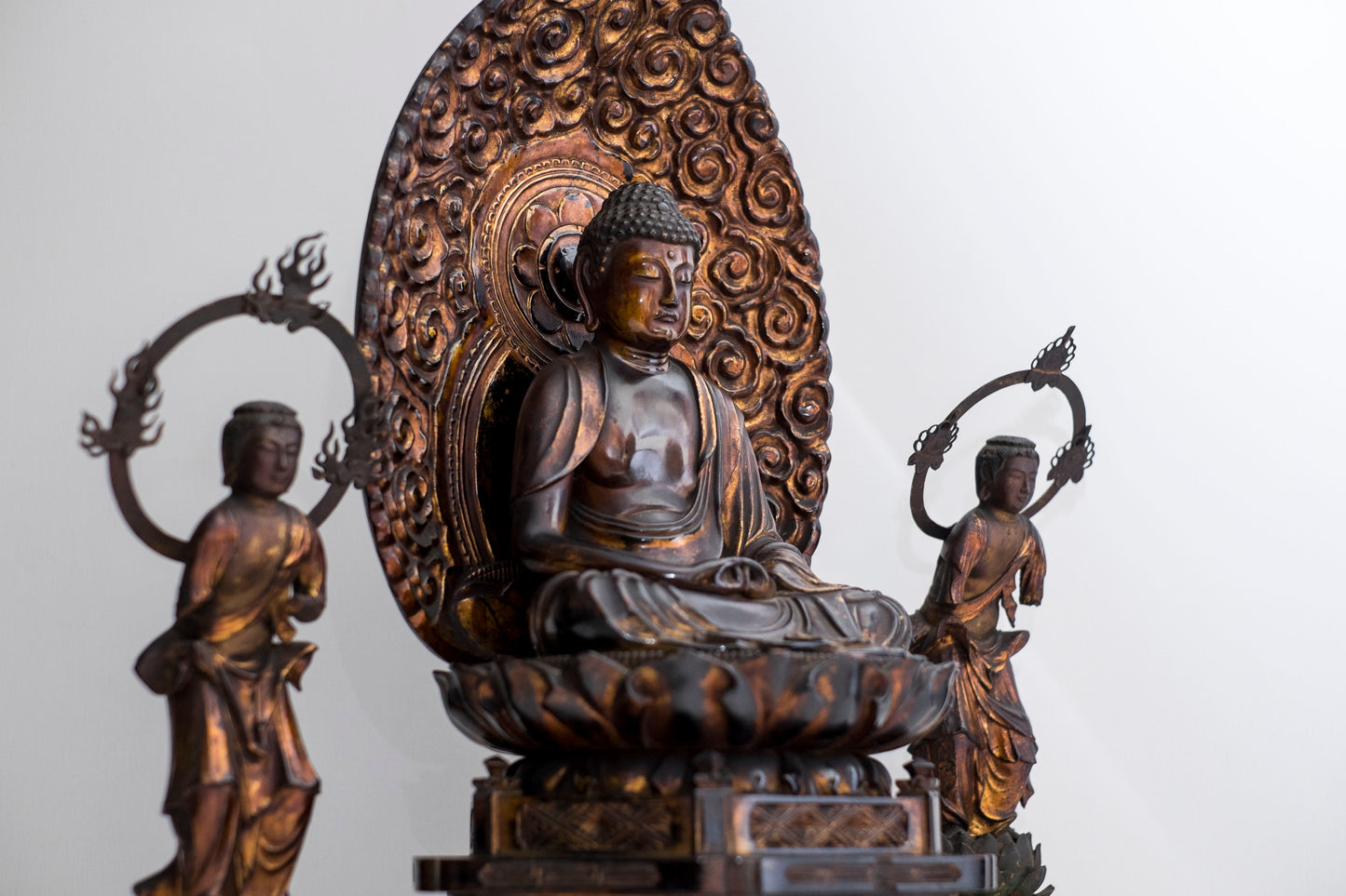 Fine Momoyama Edo Period Japanese Gilt Wood Antique Amida Nyorai Triad Buddha Buddhist Statue Sculpture Statue Set