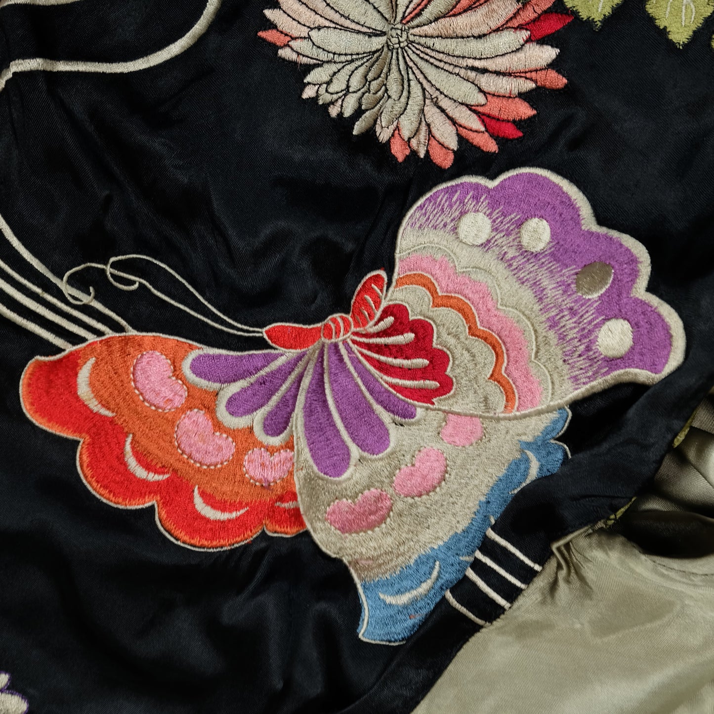 Vintage Reversible Butterfly Chocho Sukajan Jacket Size M Chrysanthemum Embroidered Japanese Souvenir Bomber Y2K