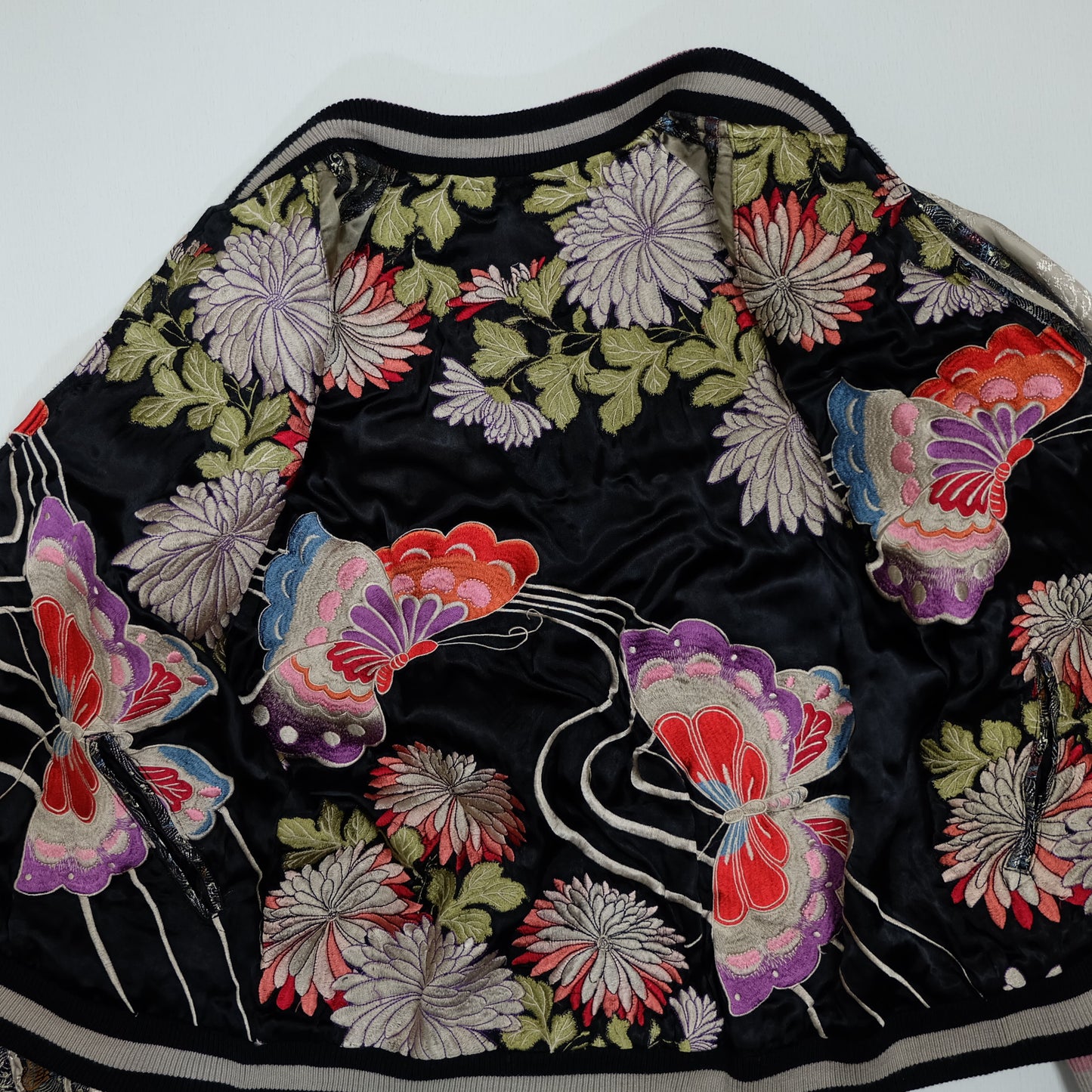 Vintage Reversible Butterfly Chocho Sukajan Jacket Size M Chrysanthemum Embroidered Japanese Souvenir Bomber Y2K