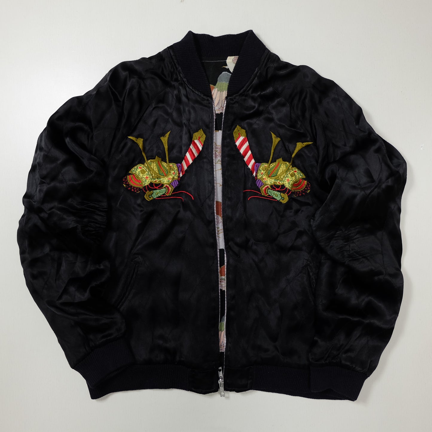 Vintage Japanese Japan Nihonga Ukiyoe Kabuki Samurai Musha Actor Kabuto Helmet Embroidered Yokosuka Jumper Bomber Sukajan Souvenir Jacket M