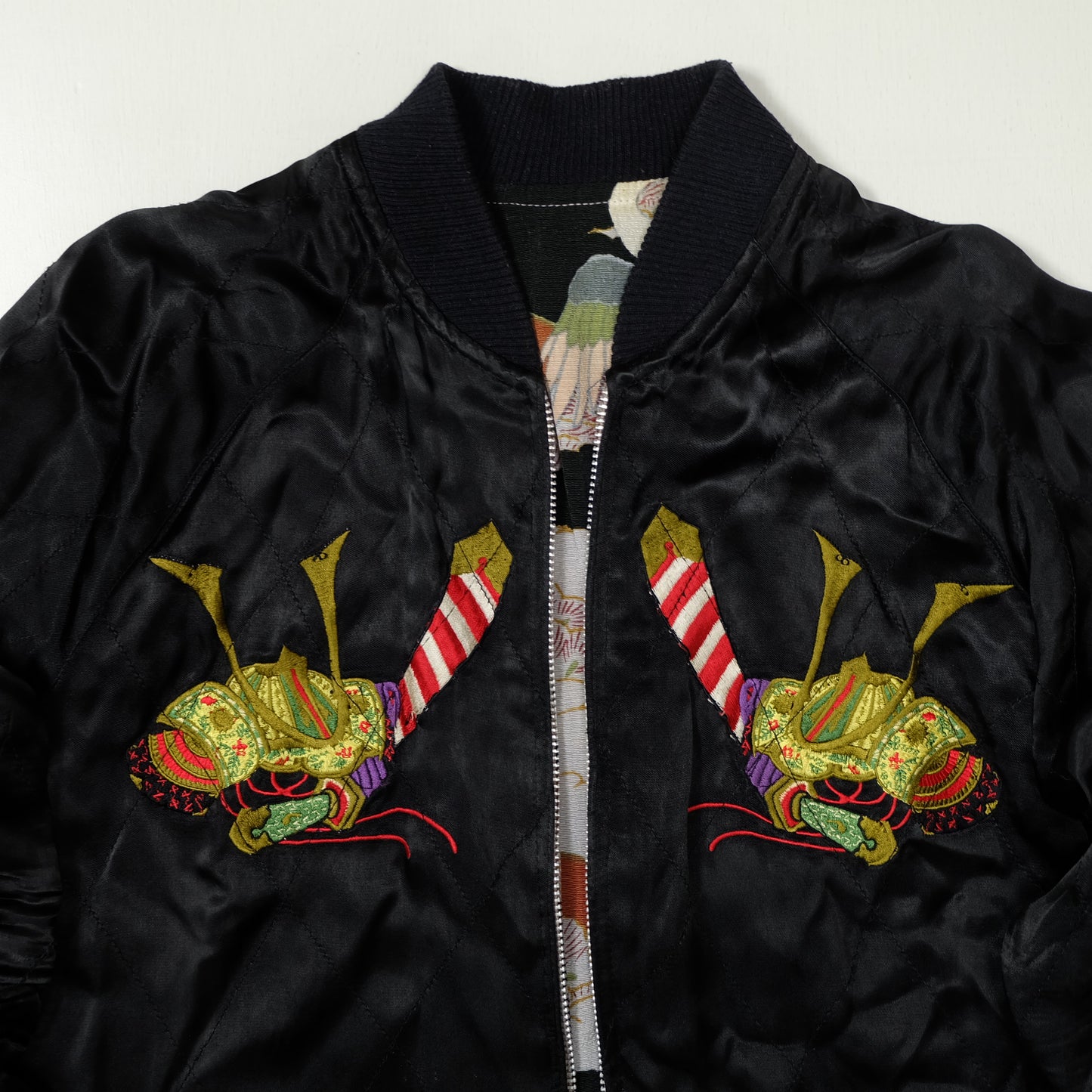 Vintage Japanese Japan Nihonga Ukiyoe Kabuki Samurai Musha Actor Kabuto Helmet Embroidered Yokosuka Jumper Bomber Sukajan Souvenir Jacket M