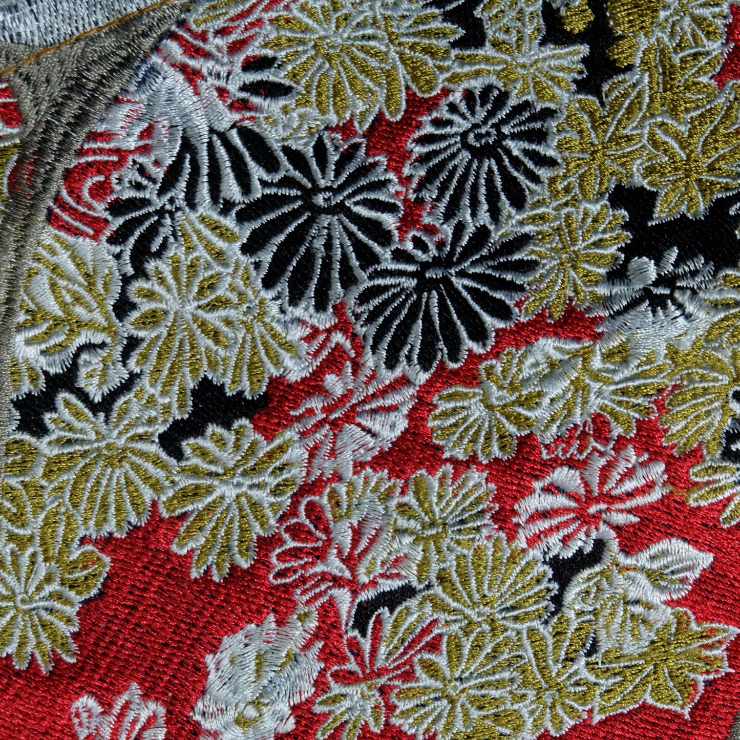 Kaccho Fugetsu “Japanese Tradition” Embroidered Geisha & Moon Wagara Denim Shorts – Size 36