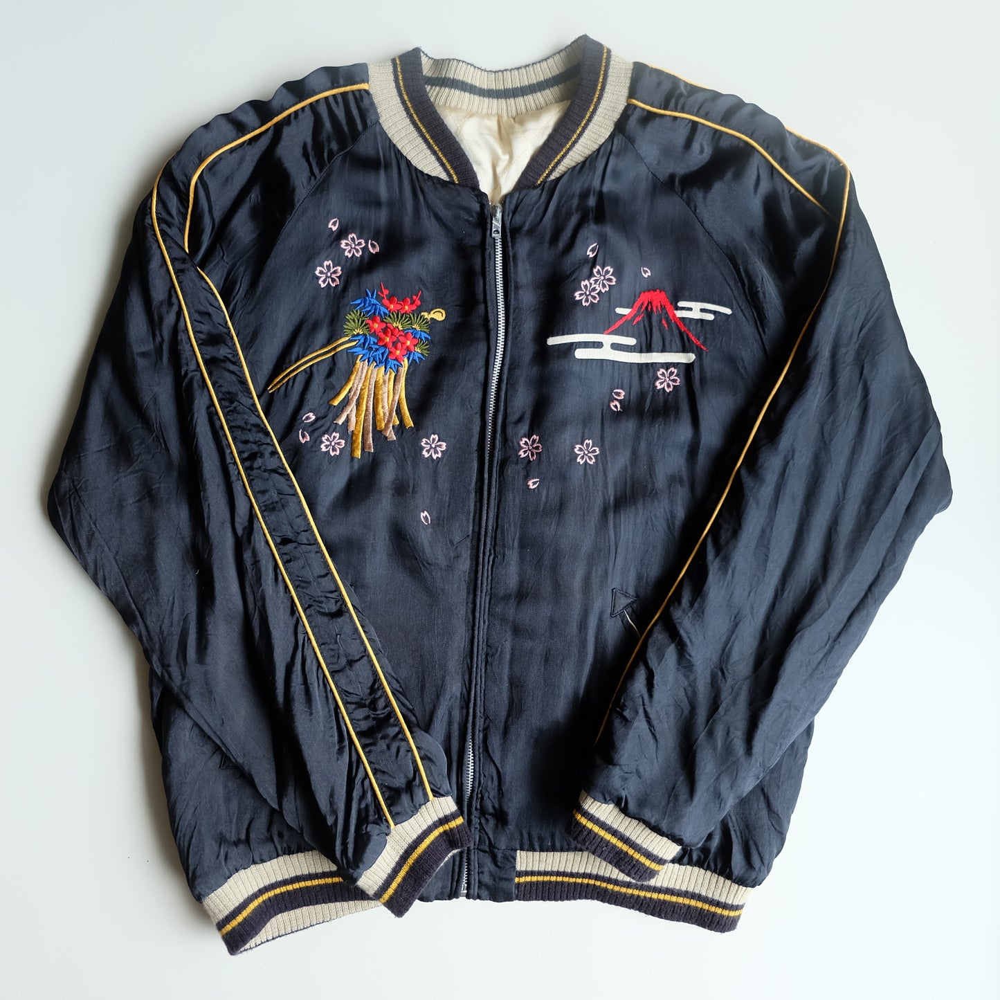 Vintage Y2K Cropped Heads Oiran Tour Sukajan Jacket Size L Reversible Geisha Maiko Mount Fuji Japanese Embroidered Bomber