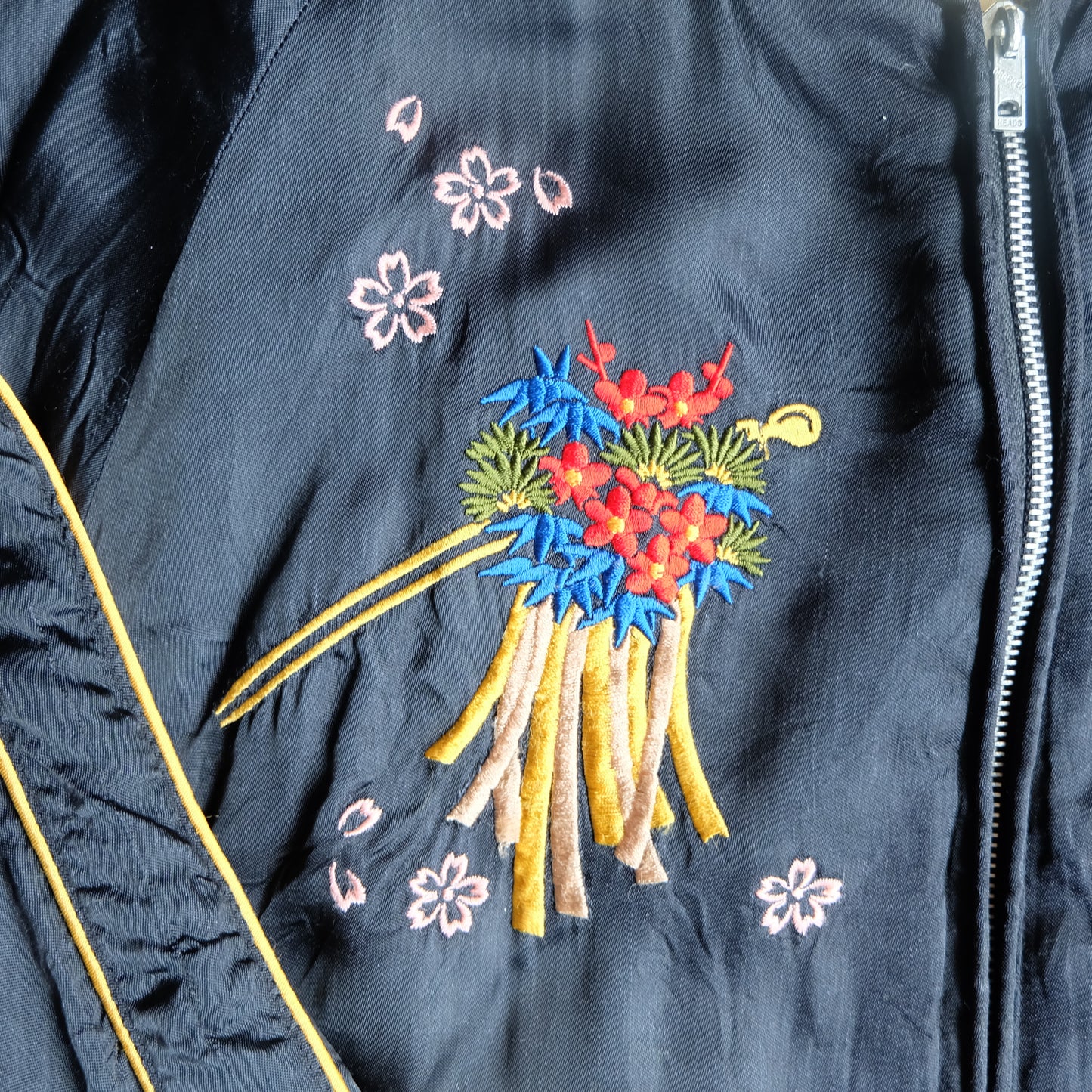 Vintage Y2K Cropped Heads Oiran Tour Sukajan Jacket Size L Reversible Geisha Maiko Mount Fuji Japanese Embroidered Bomber