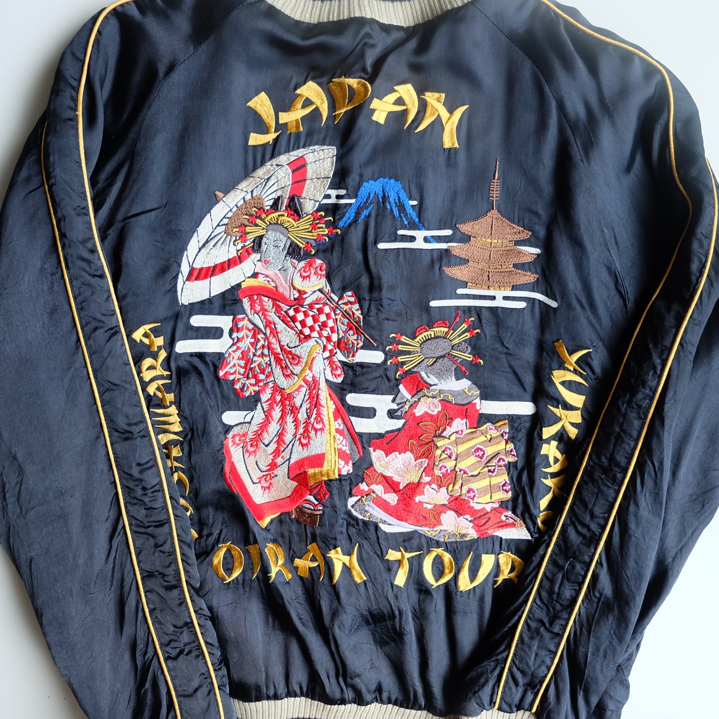Vintage Y2K Cropped Heads Oiran Tour Sukajan Jacket Size L Reversible Geisha Maiko Mount Fuji Japanese Embroidered Bomber