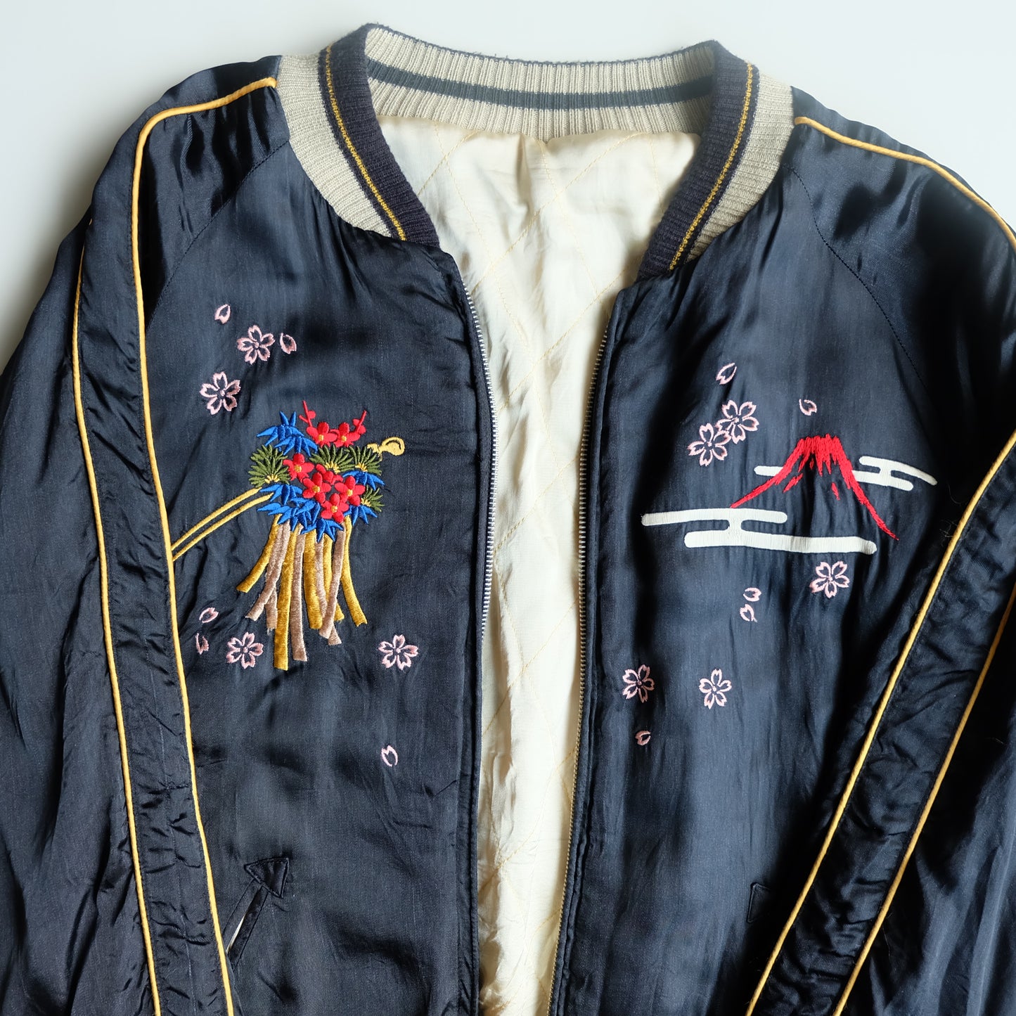 Vintage Y2K Cropped Heads Oiran Tour Sukajan Jacket Size L Reversible Geisha Maiko Mount Fuji Japanese Embroidered Bomber
