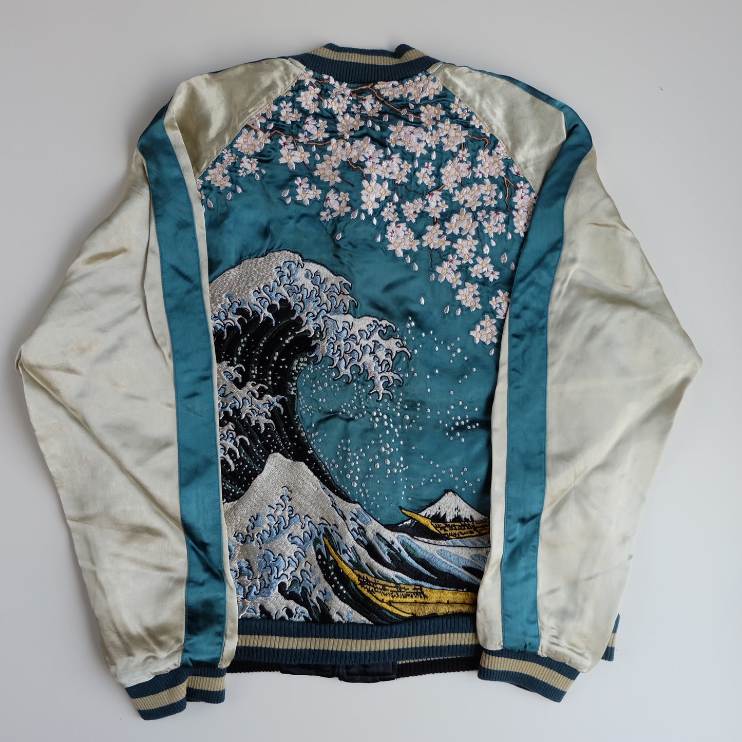 Vintage Japanese Sukajan Jacket Hokusai Great Wave Sakura Mount Fuji Reversible Embroidered Souvenir Bomber