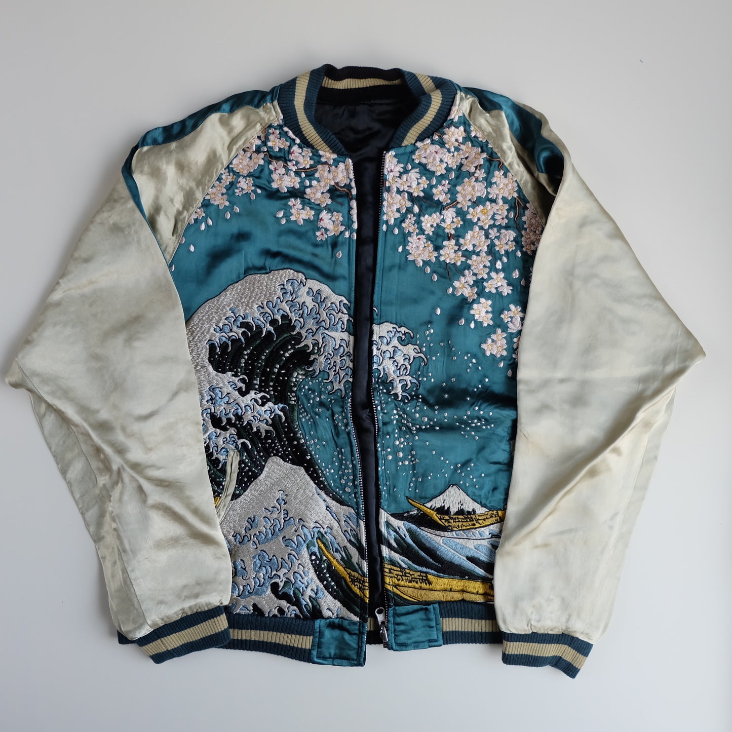 Vintage Japanese Sukajan Jacket Hokusai Great Wave Sakura Mount Fuji Reversible Embroidered Souvenir Bomber
