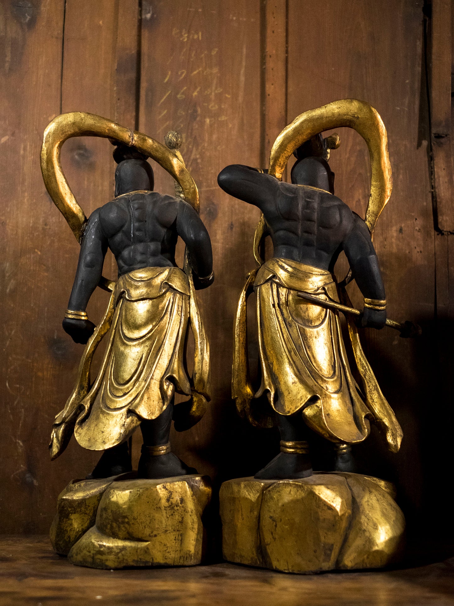Large Nio Deva Kings (Agyō & Ungyō) — Monumental Wooden Guardian Pair, Gilt & Polychrome, Mid–Late Shōwa Period, 69cm Each