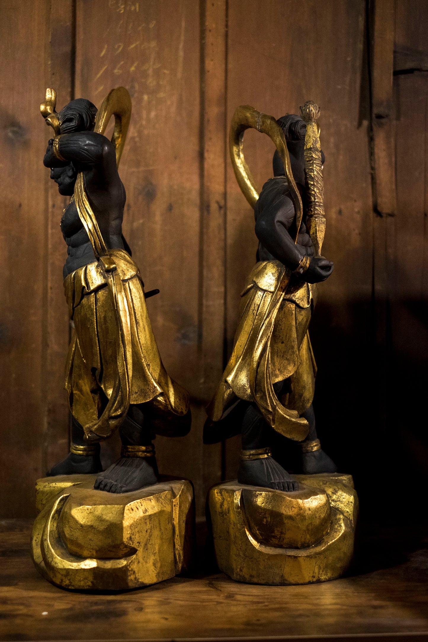 Large Nio Deva Kings (Agyō & Ungyō) — Monumental Wooden Guardian Pair, Gilt & Polychrome, Mid–Late Shōwa Period, 69cm Each