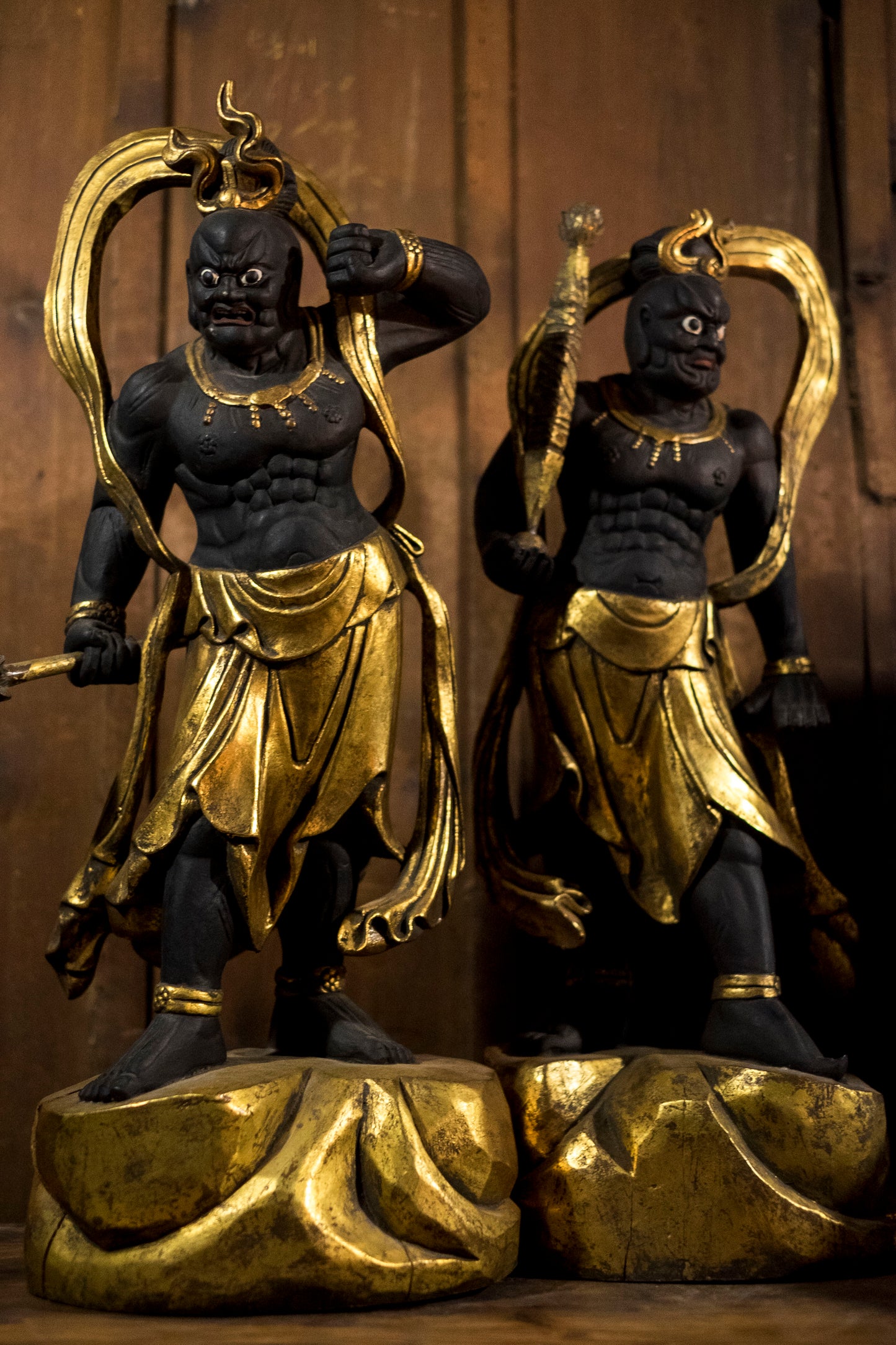 Large Nio Deva Kings (Agyō & Ungyō) — Monumental Wooden Guardian Pair, Gilt & Polychrome, Mid–Late Shōwa Period, 69cm Each